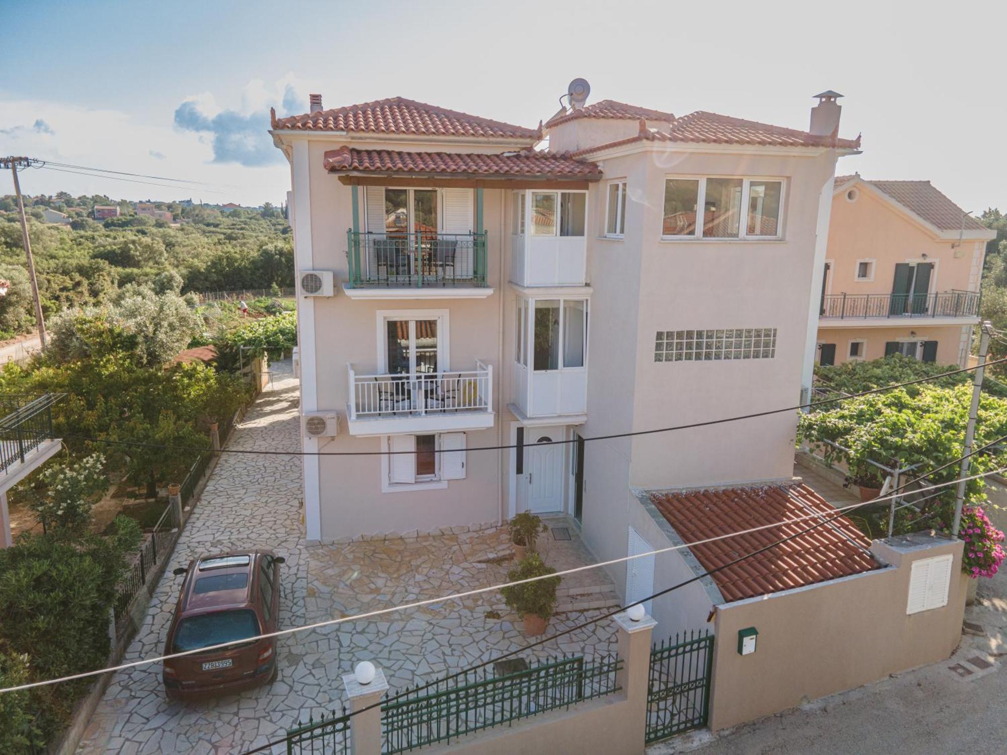 Апартаменты Dimitra'S House Аргостолион Экстерьер фото
