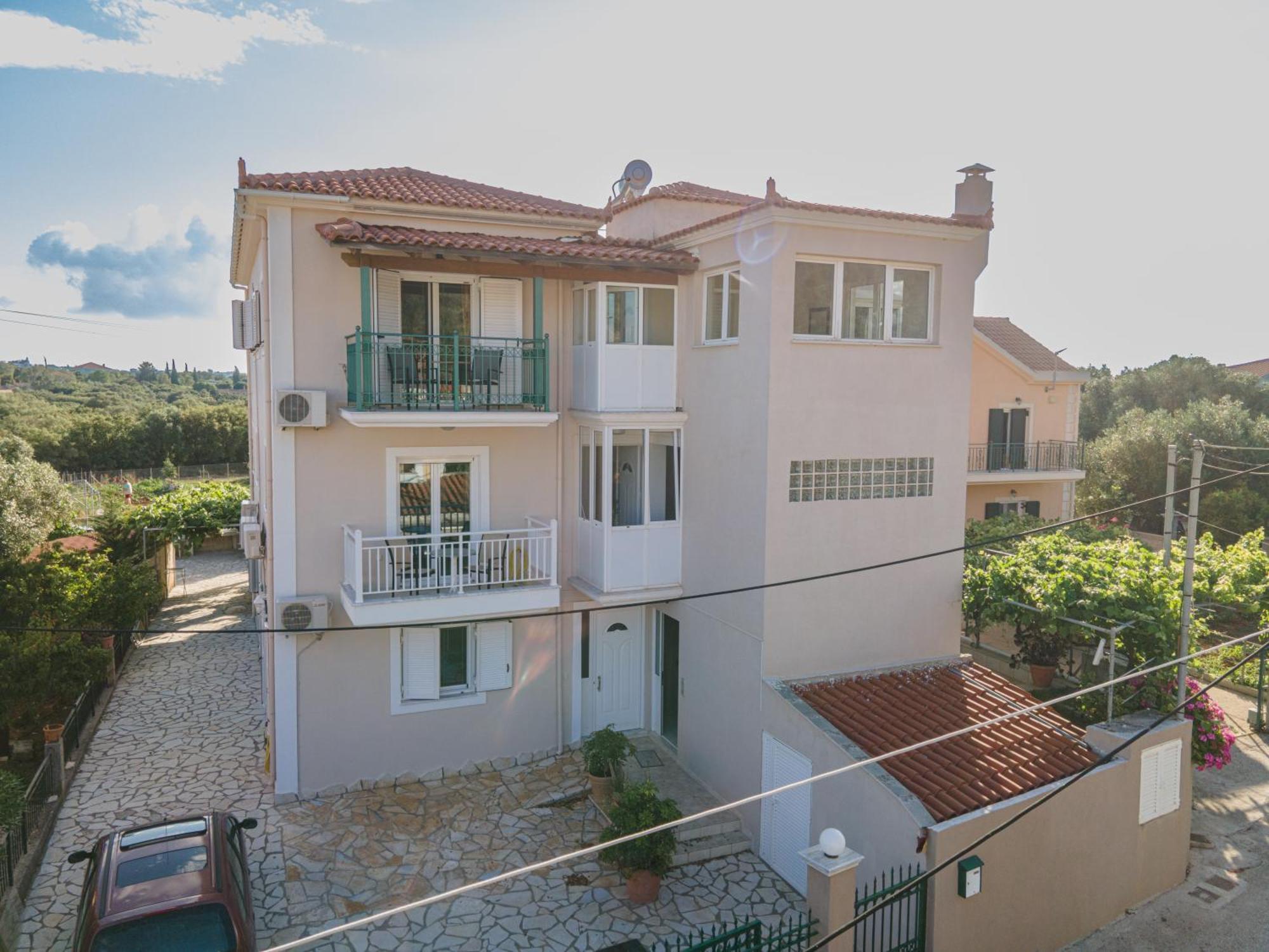 Апартаменты Dimitra'S House Аргостолион Экстерьер фото