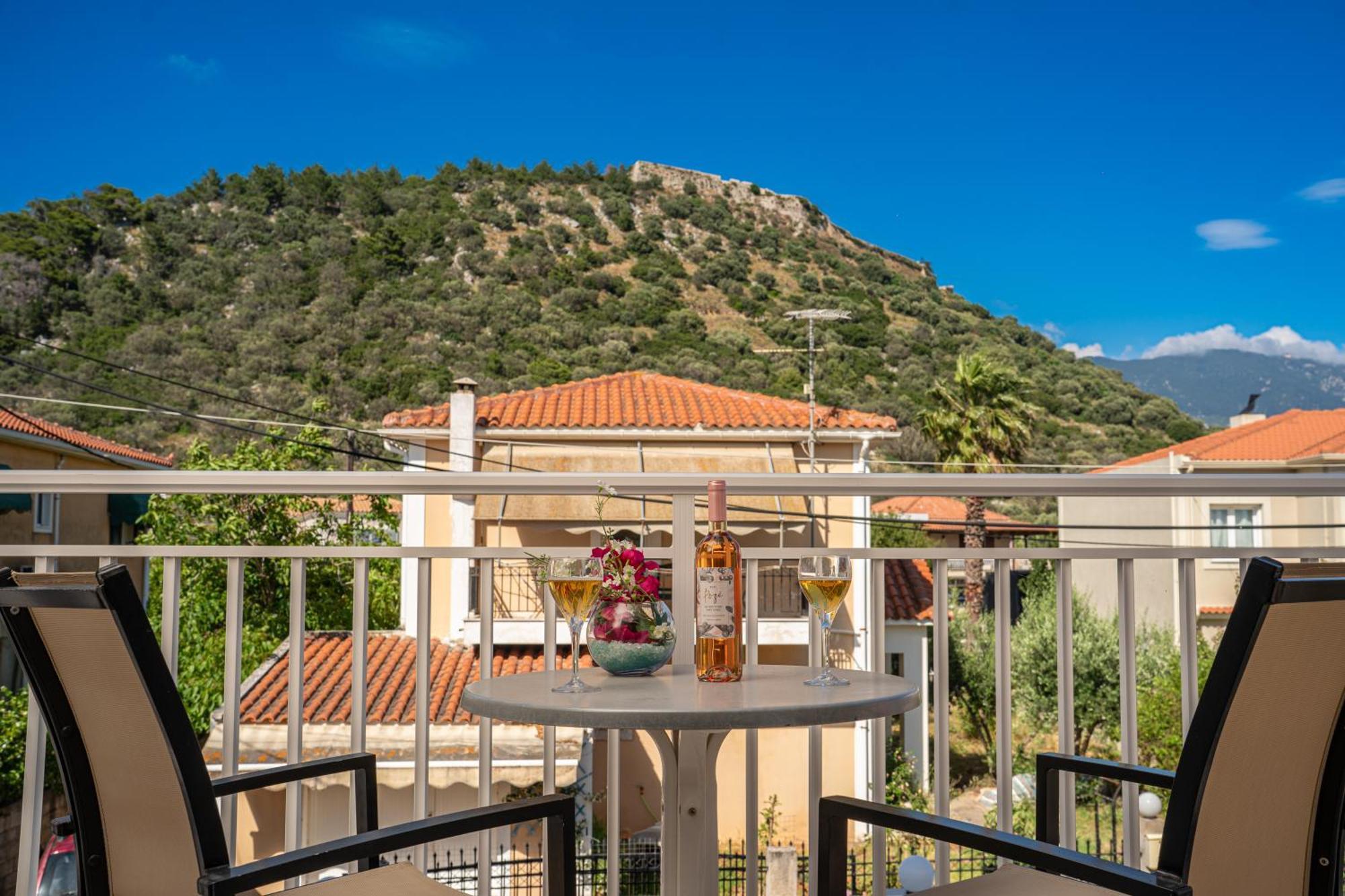 Апартаменты Dimitra'S House Аргостолион Экстерьер фото