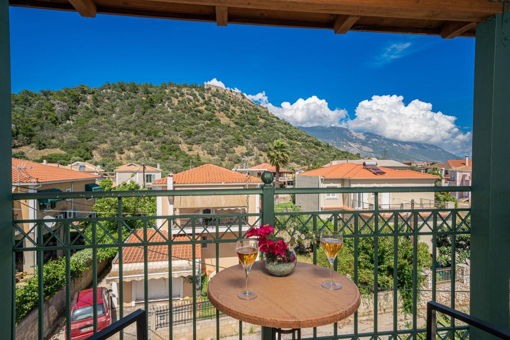 Апартаменты Dimitra'S House Аргостолион Экстерьер фото