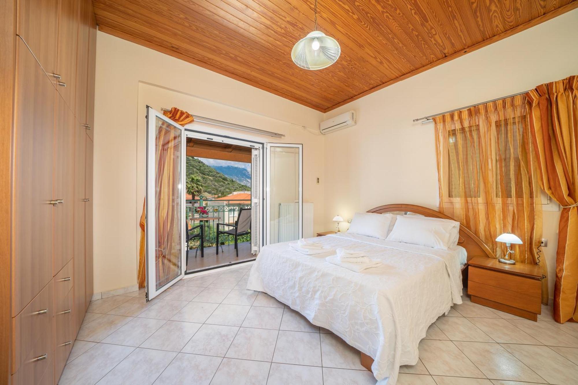 Апартаменты Dimitra'S House Аргостолион Экстерьер фото