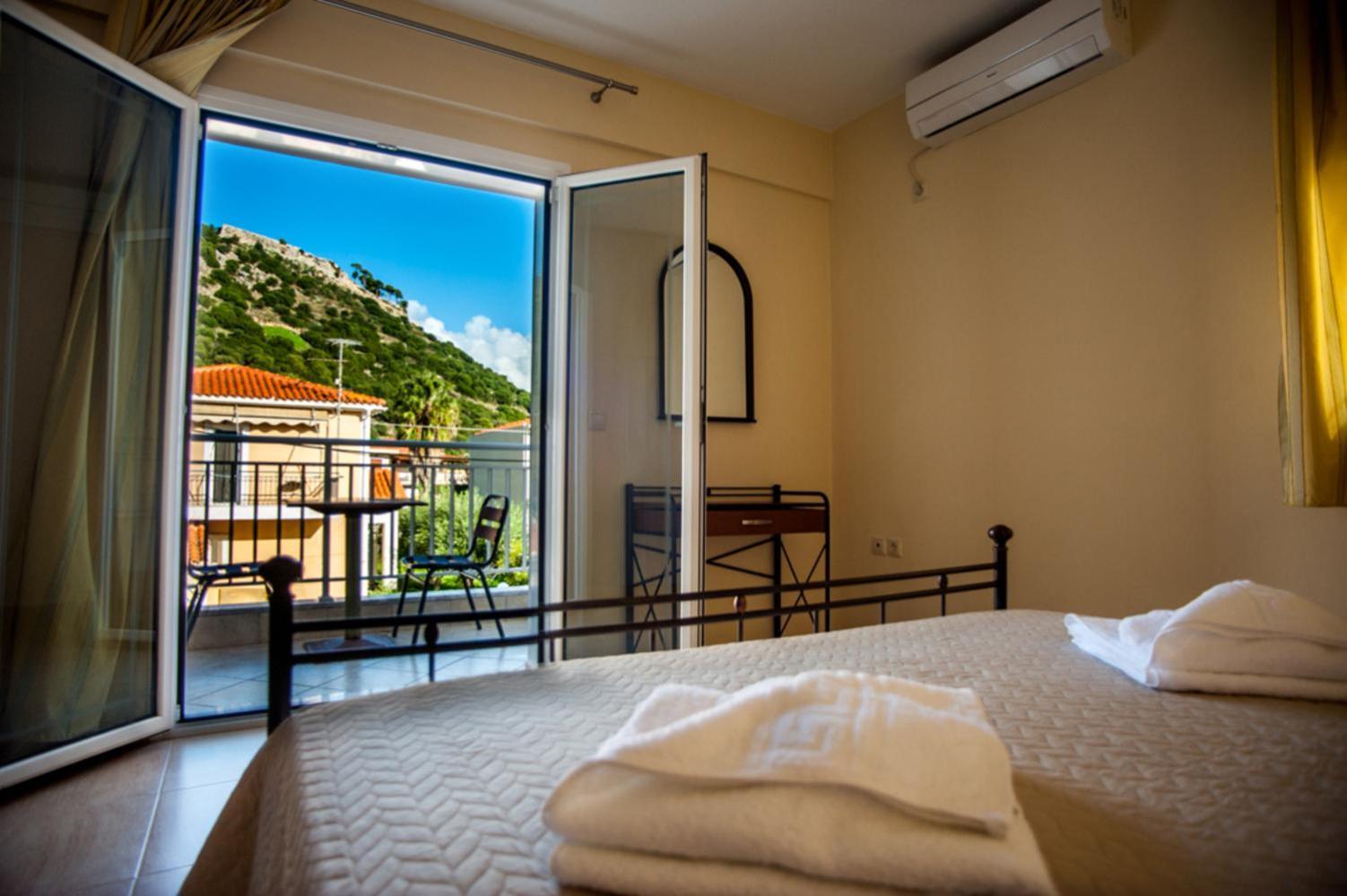 Апартаменты Dimitra'S House Аргостолион Экстерьер фото